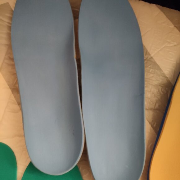 ORTHOFEET Memory Foam Shock Absorption Shoe Insoles Size 9.5 Women's - 2 PAIRS - Picture 3 of 4